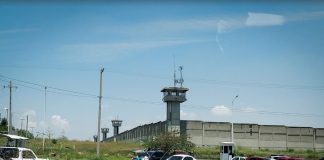 Cierran penal de Puente Grande; exigen traslado digno de convictos. Penal de Puente Grande, Jalisco.