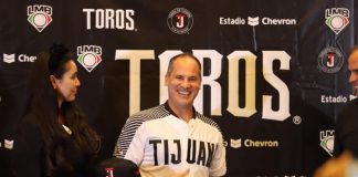Acusan de violencia doméstica a entrenador de Toros de Tijuana. Omar Vizquel, entrenador de Toros de Tijuana