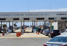 Autoridades descartaron focos rojos por robos en carreteras de Baja California. Caseta de cobro en la carretera