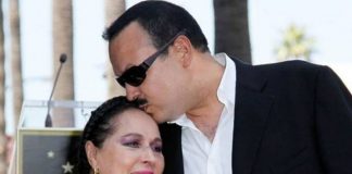 Murió Flor Silvestre, mamá de Pepe Aguilar. Flor Silvestre y Pepe Aguilar