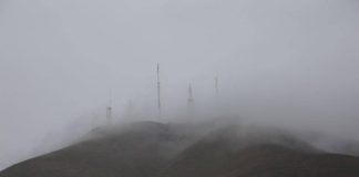 Heladas continuarán al menos 3 días más en Baja California. Neblina y frío en el Cerro Colorado de Tijuana