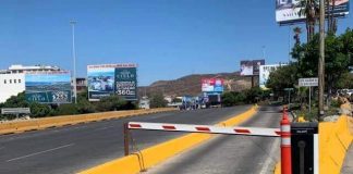 Programa de pases médicos en Tijuana amplió sus horarios en las garitas. Carril médico en la garita de San Ysidro
