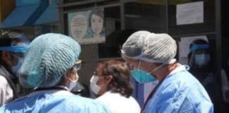 Pagarán hoy mismo la quincena atrasada al personal de Salud. Personal Médico durante la pandemia