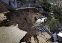 Preparan mapa con laderas en riesgo de derrumbe en Tijuana. Derrumbe en colonia Xixoténcatl de Tijuana