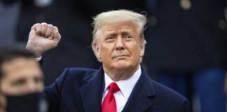 Donald Trump fue absuelto del asalto al Capitolio. Donald Trump fue absuelto.