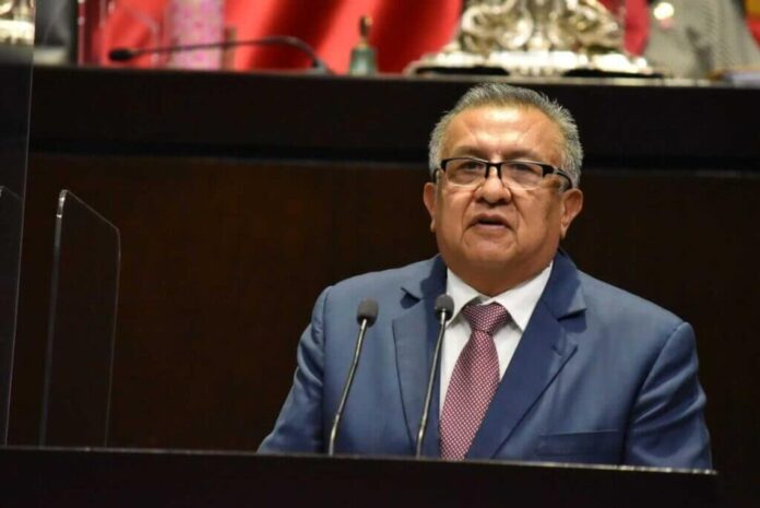 Diputado es acusado de nuevo de acoso sexual