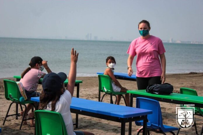 Clases en la playa Clases presenciales