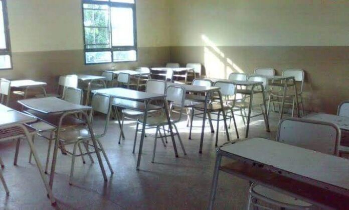 Salón de clases vacío
