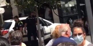 VIDEO: Conductor atropelló a varias personas en una terraza en Marbella. Conductor atropella a personas en restaurante de Marbella