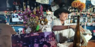 Rickys Place, el favorito de los artistas de Hollywood en Rosarito. Artistas como Russell Crowe han visitado Rickys Place