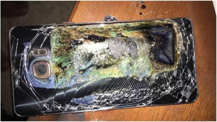 Celular quemado, posible causa de incendio