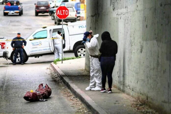 Arrojan cuerpo en Tijuana