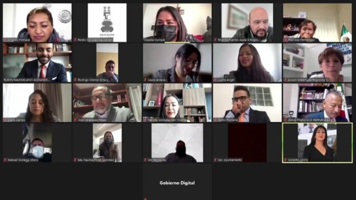 Sesión de cabildo en Naucalpan