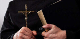 Revelan que miles de menores fueron abusados por Iglesia católica en Francia. Sacerdotes acusados de abuso