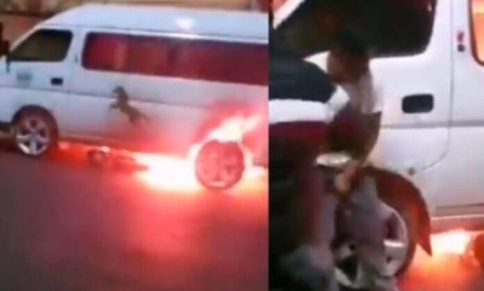 Chófer de combi arrolló a motociclista