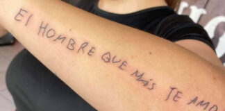 Joven se tatuó el último mensaje que le escribió su papá. Mujer se tatuó mensaje de su papá