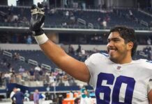 Isaac Alarcón renovó contrato con Dallas Cowboys en la NFL. Isaac Alarcón con Dallas