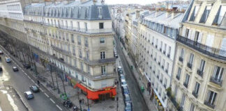 Muere fotógrafo congelado en las calles de París. Postal urbana de París