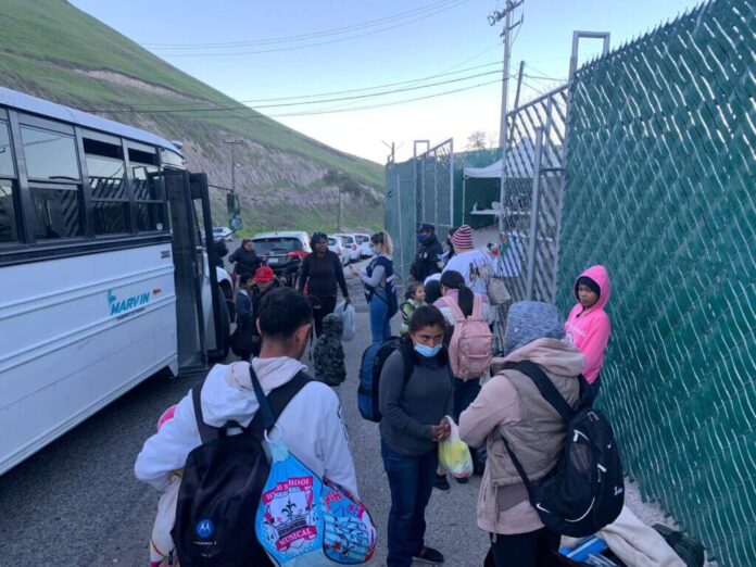 Migrantes fueron llevados a albergues Migrantes fueron llevados a albergues