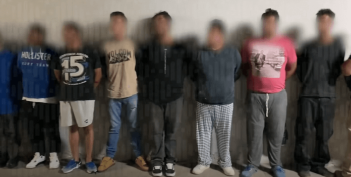 Detenidos por pelea en estadio de Querétaro