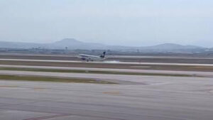 Vuelo arribando al AIFA