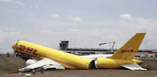 VIDEO: Avión de DHL se parte en dos al aterrizar de emergencia. Avión de DHL se parte en dos al aterrizar