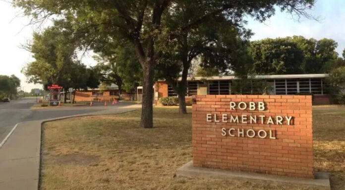 Tiroteo en escuela de Estados Unidos deja varios muertos Tiroteo en escuela de Estados Unidos deja varios muertos