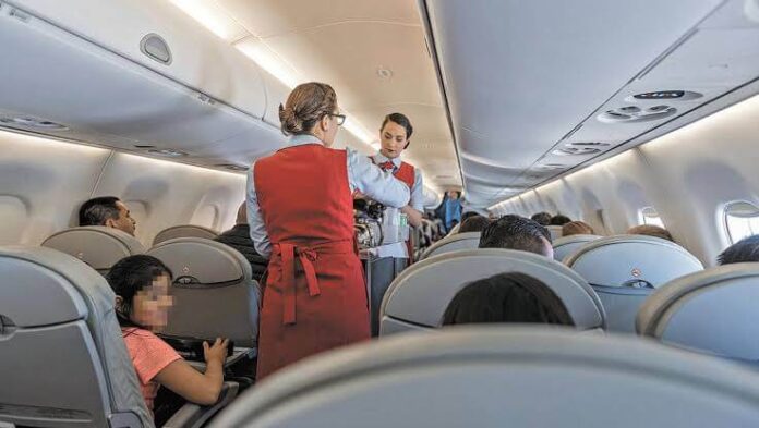 Aeroméxico lanza becas para mujeres