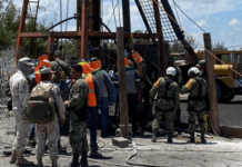 “No hay condiciones para rescate de mineros en Coahuila” dicen autoridades. Mineros en Coahuila