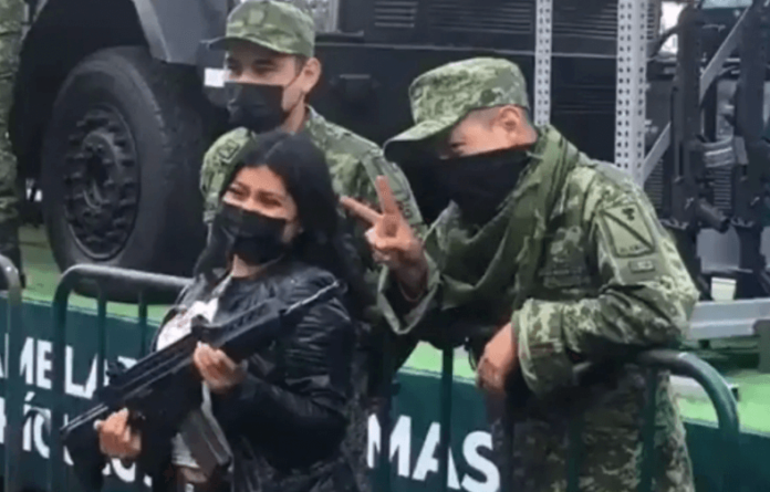 SEDENA arrestó a militares que prestaron armas a civiles SEDENA arrestó a militares que prestaron armas a civiles