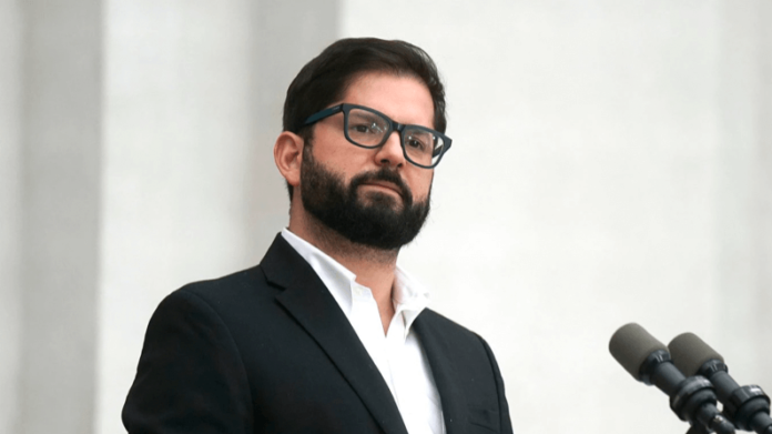 Propone presidente de Chile eliminar sistema de pensiones