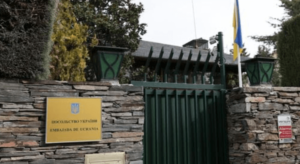 Carta estalló en embajada de Ucrania en España