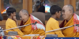 Dalái lama se disculpó tras pedirle a niño que le chupara la lengua. Dalái lama se disculpó tras pedirle a niño que le chupara la lengua