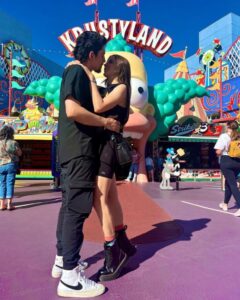 Alex y Alexia Fernández en Universal Studios