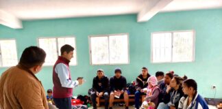 Impartirán clases de español para extranjeros en Tijuana. Enrique Lucero, titular de la Dirección de Atención al Migrante del Ayuntamiento de Tijuana