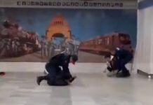 VIDEO: Jóvenes alcoholizados golpearon a policías en Ciudad de México. Jóvenes alcoholizados golpearon a policías