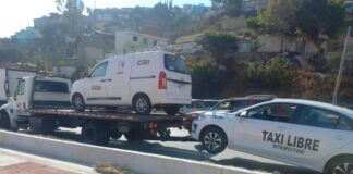 Seguirán remolcando vehículos que utilicen rampa de frenado en Tijuana. Remolcan unidades en rampa de frenado