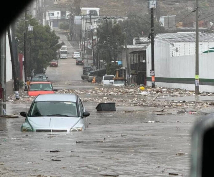 Lluvias causaron estragos en Baja California este lunes