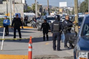 Asaltan y balean a ciudadano coreano en casa de cambio