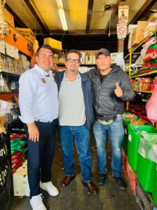 Comerciantes de la central de abastos respaldan la candidatura de Leonel Peiro Del Rio del PRD