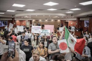 Comunidad LGBT en Congreso de Baja California