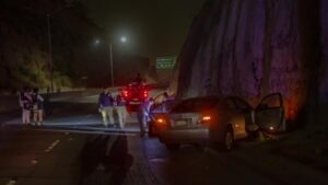 Atacan a pareja mientras circulaban a Playas de Tijuana