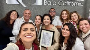 Rocío Adame recibió su constancia como Alcaldesa Electa de Rosarito