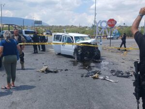 Sufre accidente vehículo del convoy de Claudia Sheinbaum