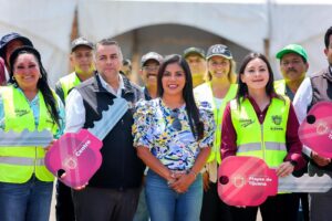 Alcaldesa Montserrat Caballero entregó maquinaria