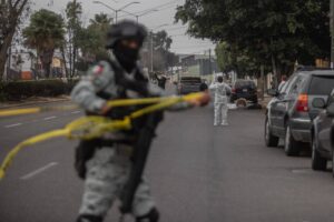 Encontraron dos cuerpos “entambados” en bulevar Fundadores