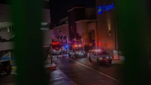 Balearon a un hombre en Plaza Río en Tijuana