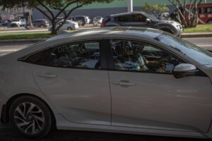 Maestros protestas con caravana