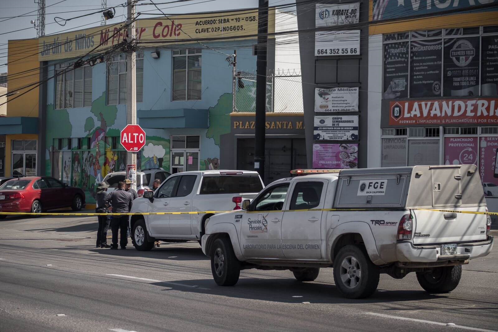 Policías de Tijuana rescataron a víctima de secuestro y detuvieron a los responsables.