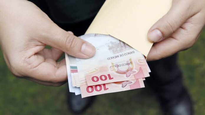 Salario o billetes en México, economía, finanzas